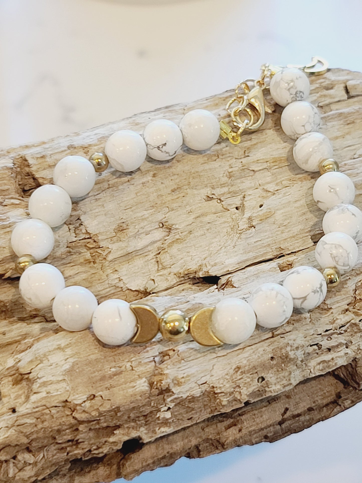 Howlite Moon Bracelet