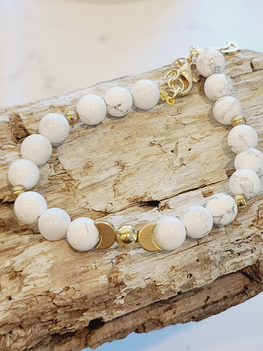 Howlite Moon Bracelet